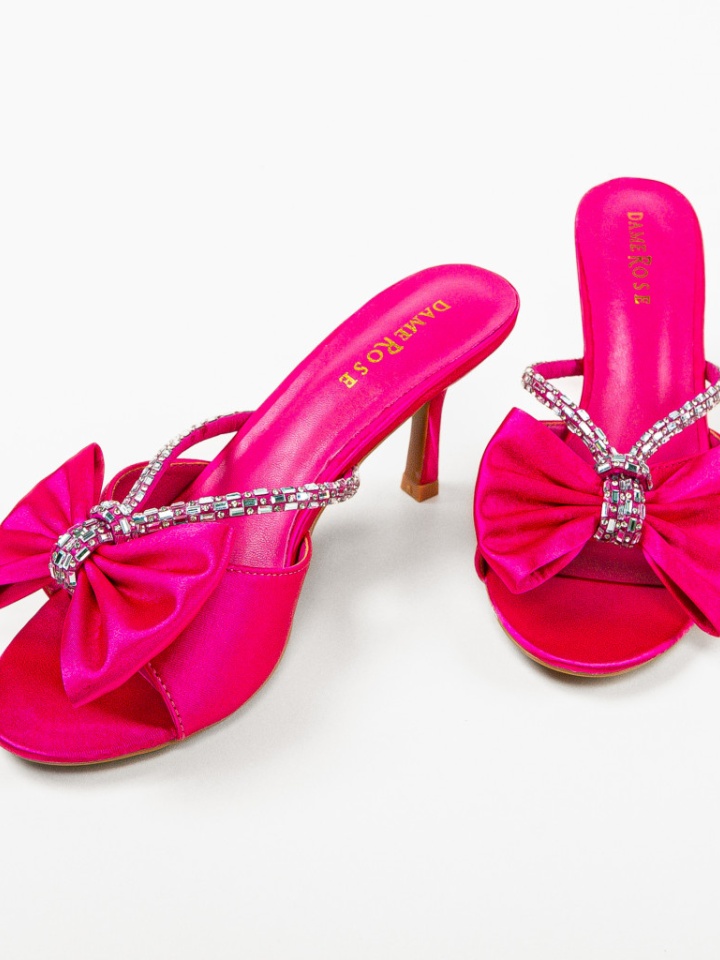 Saboti dama Petroni Roz