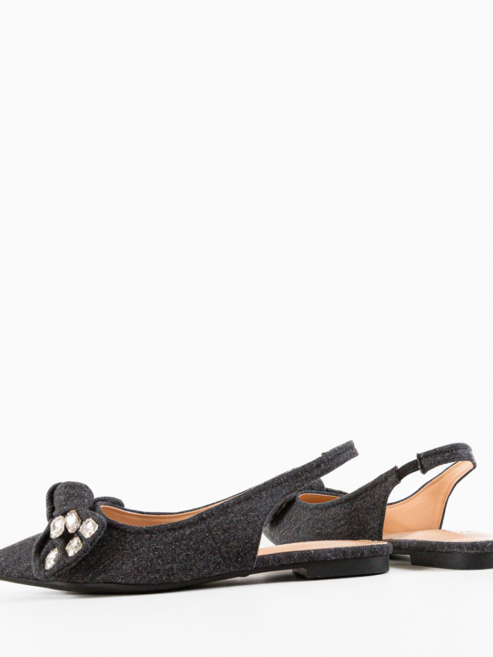 Balerini dama Zorro Negri