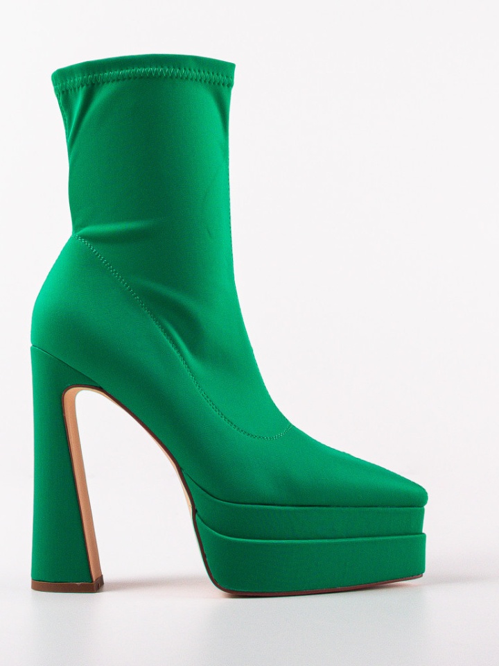 Botine dama Bhumi Bej