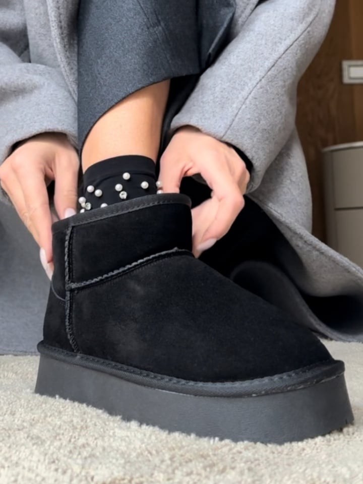 Cizme tip Ug Daianaz Negre