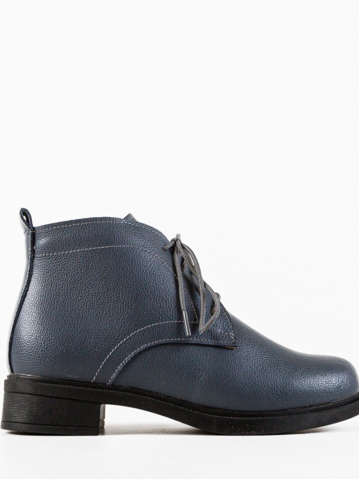 Ghete dama Tenzin Bej