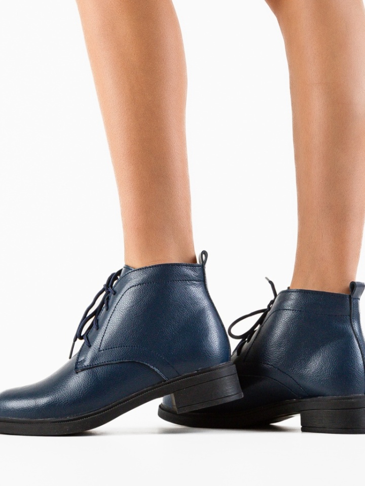 Ghete dama Tenzin Bej