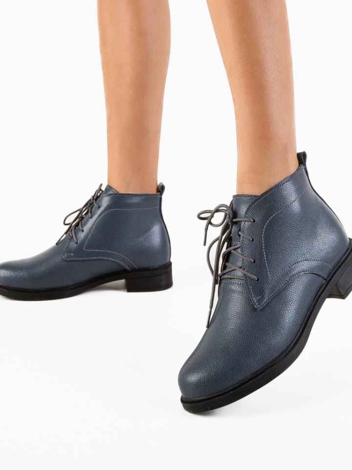 Ghete dama Tenzin Bej