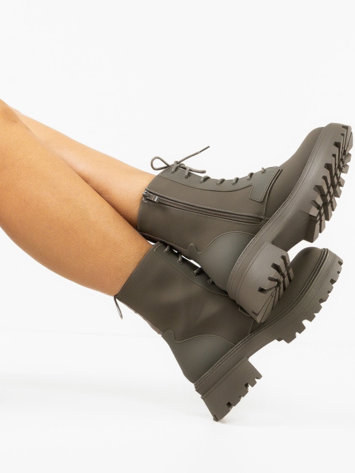 Ghete dama Nadine Negre