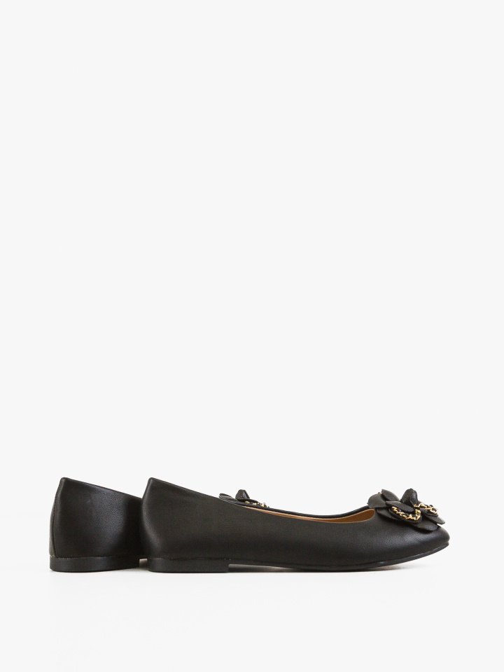 Balerini dama Zihan Grena