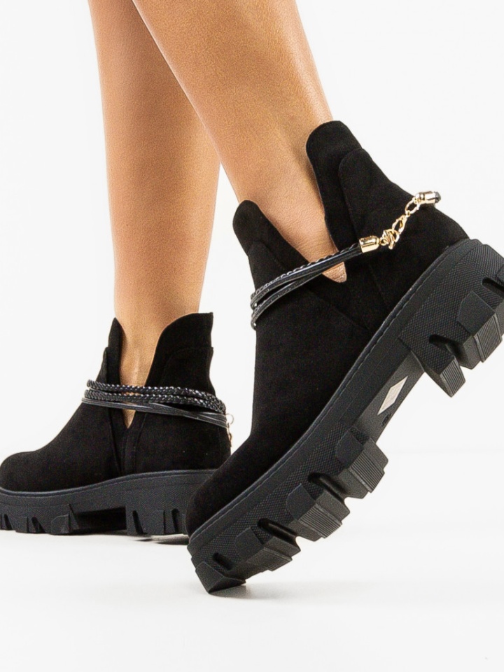 Ghete dama Tran Negre