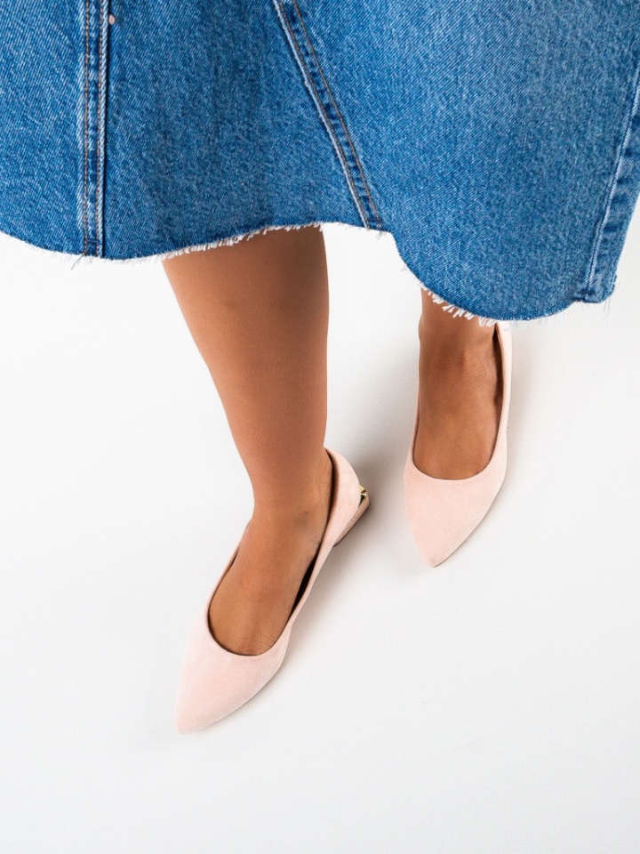 Balerini dama Chira Negri