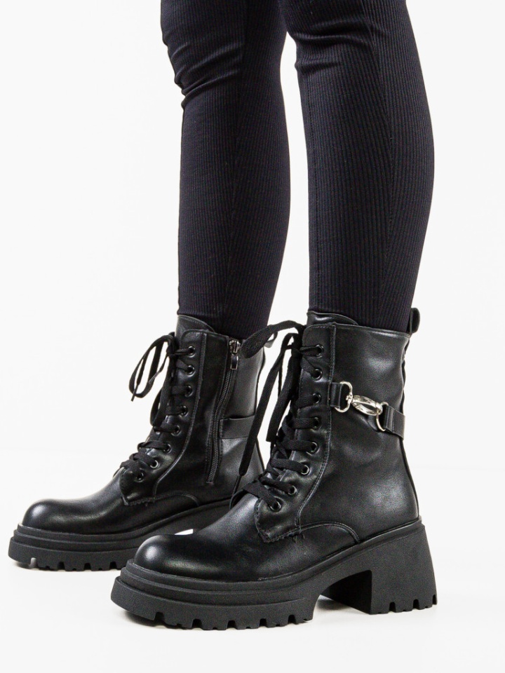 Ghete dama Jane Negre