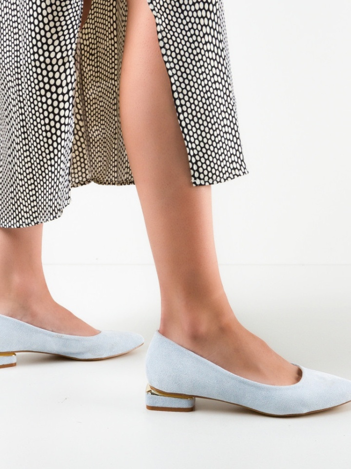 Balerini dama Chira Negri