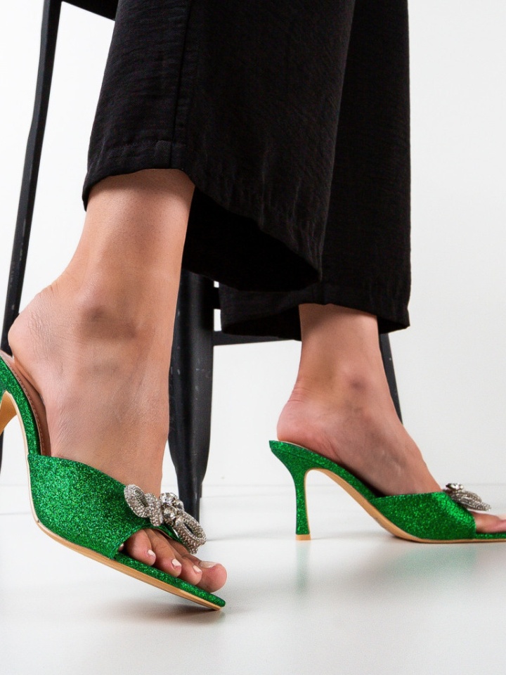 Saboti dama Mora Verzi