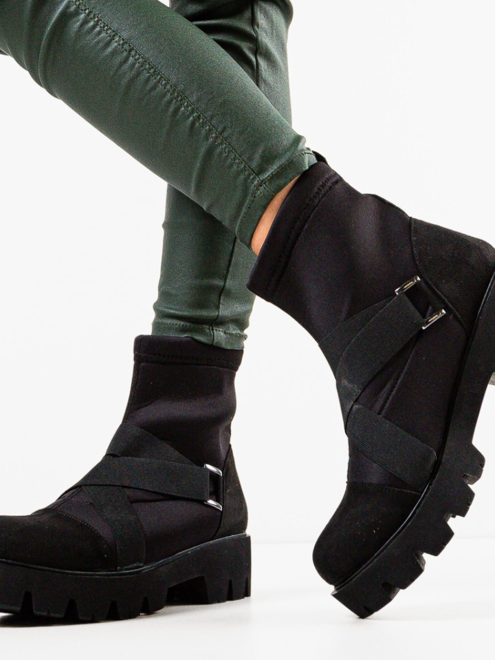 Ghete dama Digla Negre