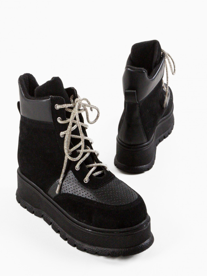 Ghete dama Sedai Negre 3