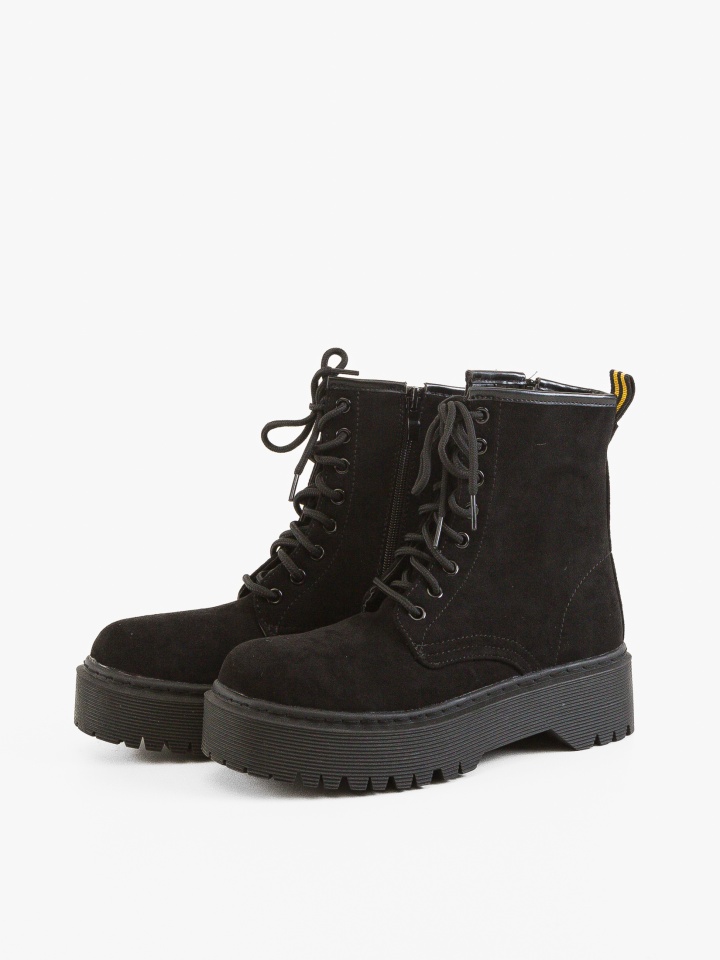 Ghete dama Ndidi Negre