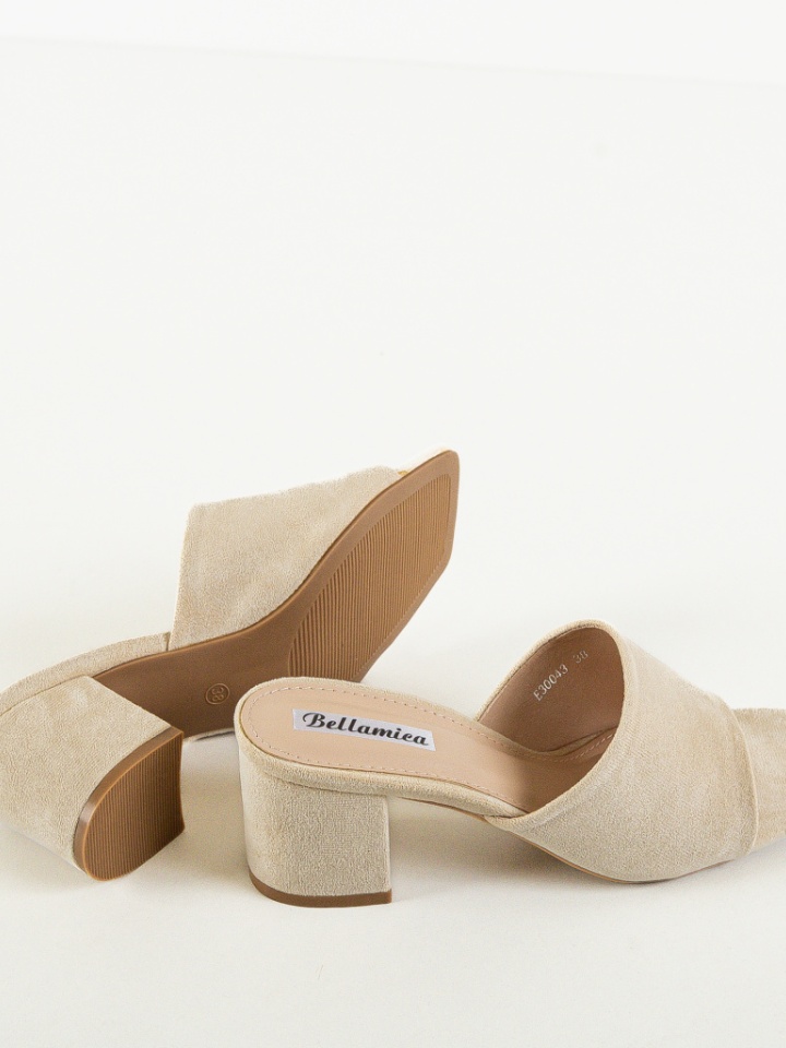 Saboti dama Oghenero Bej