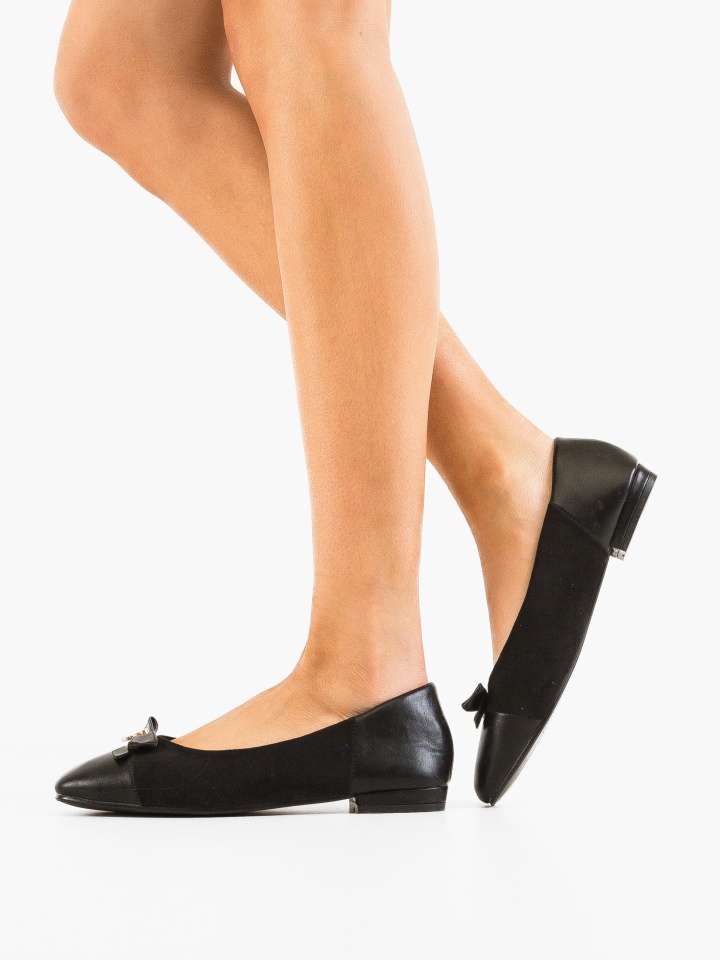 Balerini dama Jannat Grena