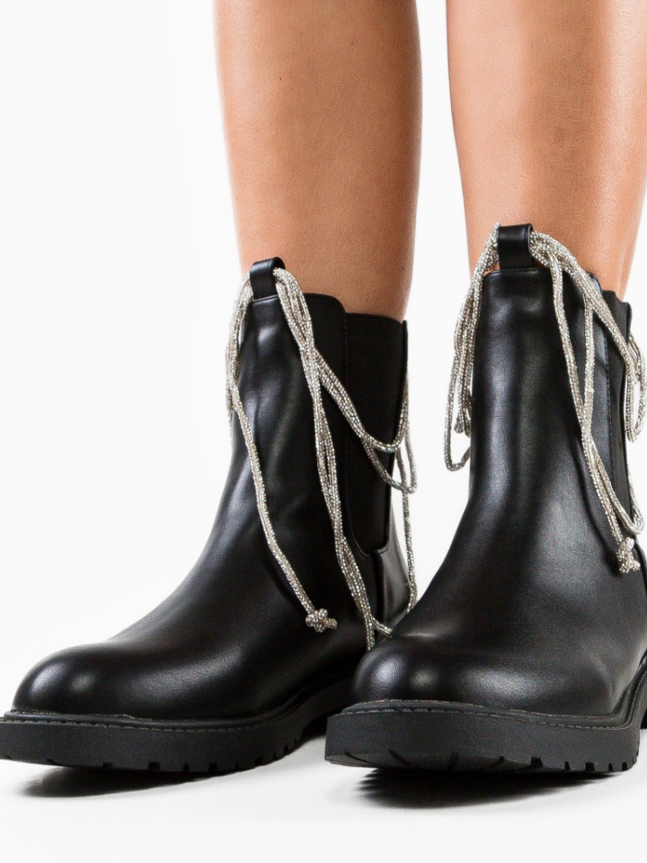 Ghete dama Kamuy Negre 2