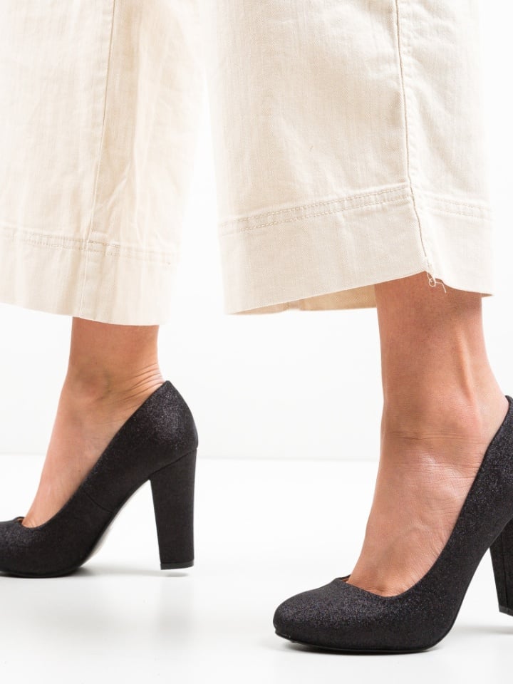 Pantofi Hekolora Rosii