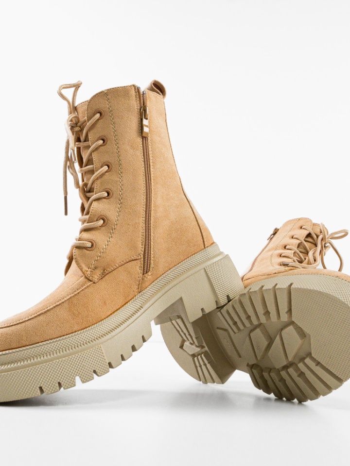 Ghete dama Julie Camel