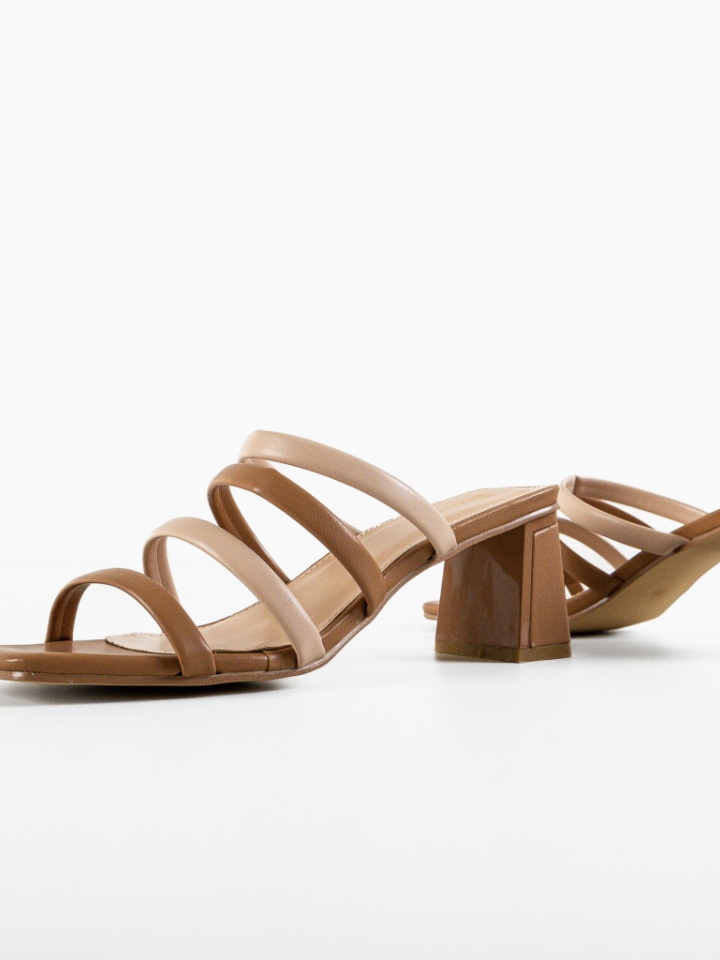 Saboti dama Hext Roz