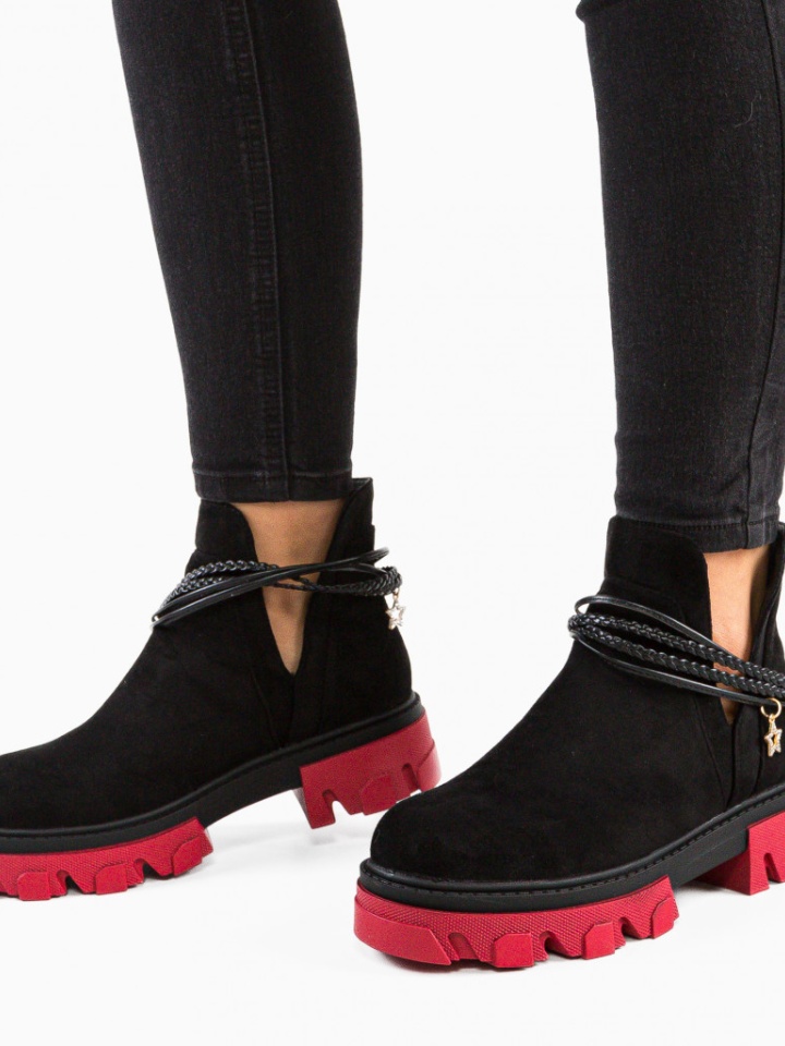 Ghete dama Walte Negre