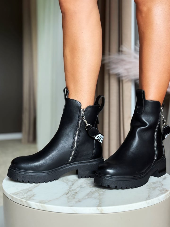 Ghete dama Loble Negre