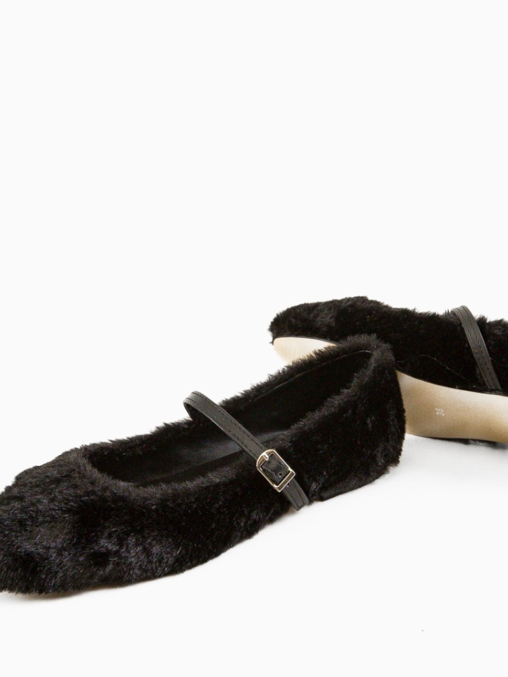 Balerini dama Pufulet Negri