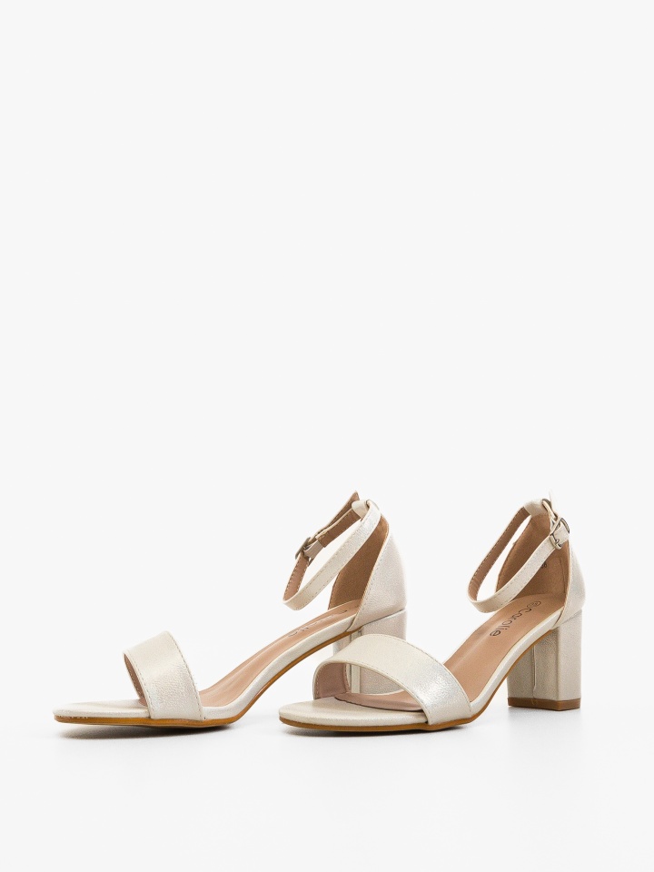 Sandale cu toc Susan Albe