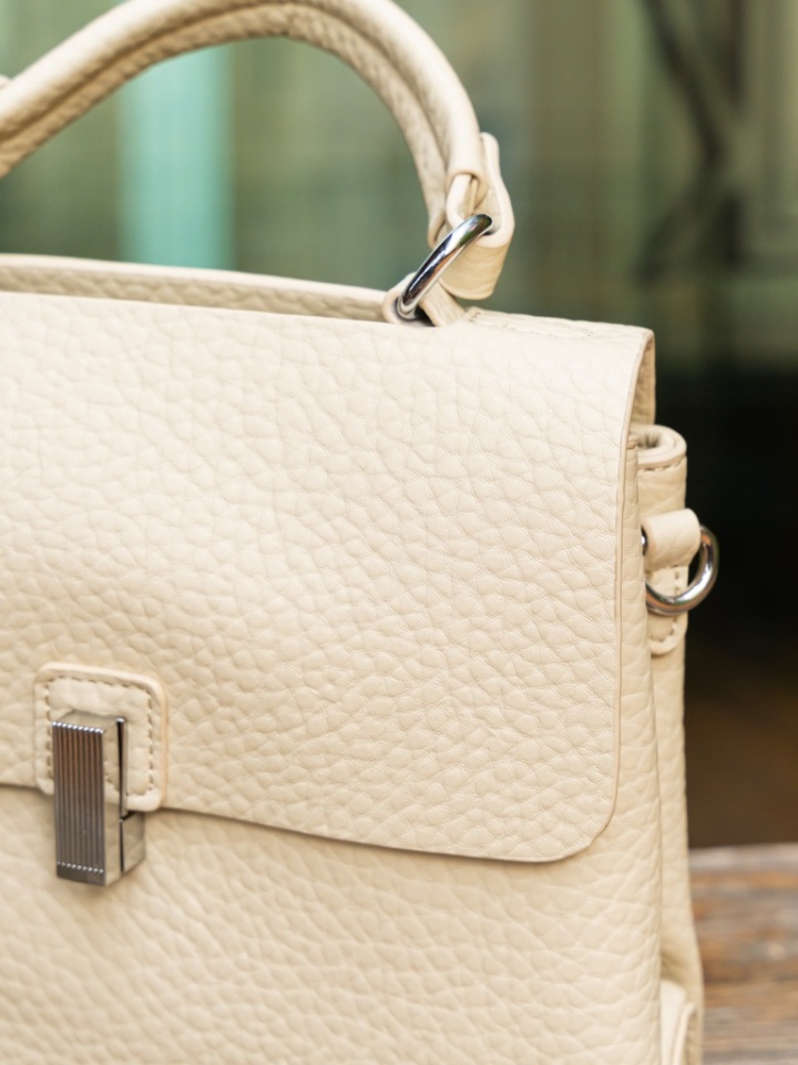 Geanta de mana Amalia Bej