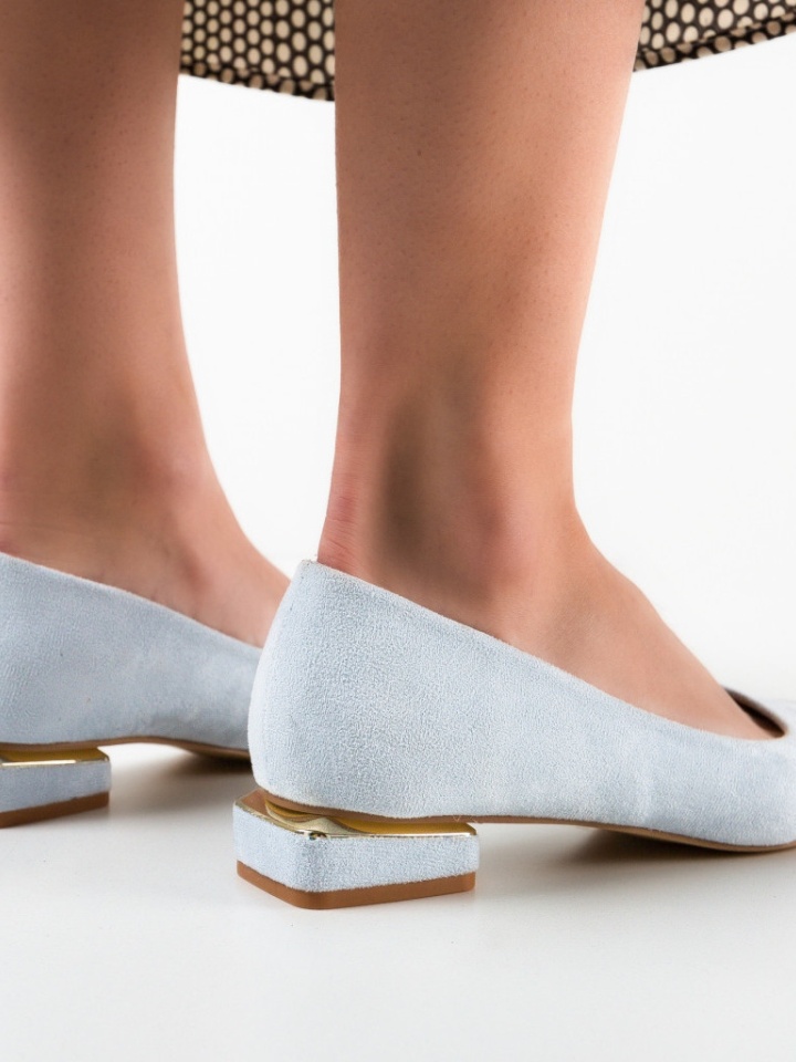 Balerini dama Chira Negri