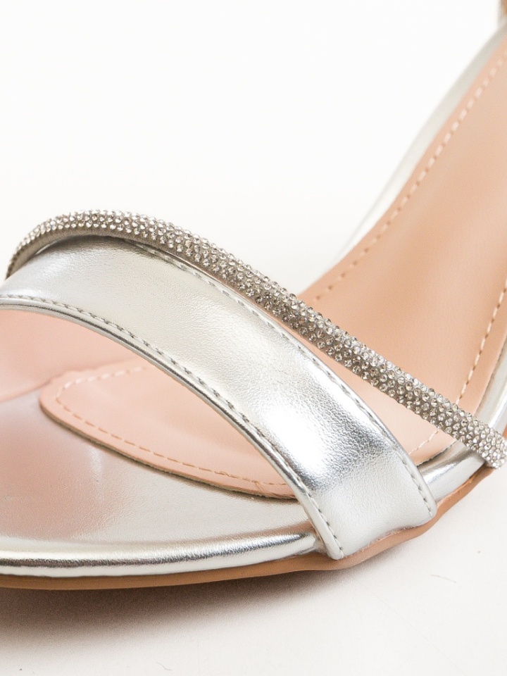 Sandale cu toc Lasgun Aurii