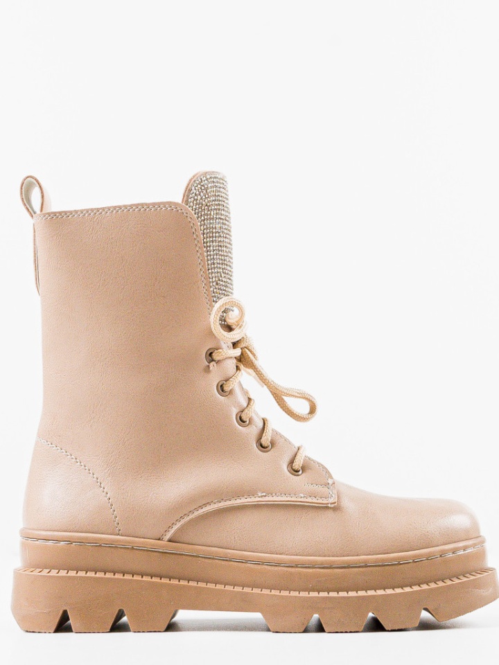 Ghete dama Lupy Nude