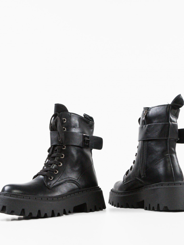 Ghete dama Sobek Negre