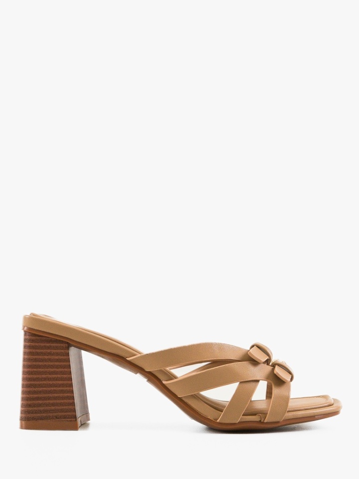 Saboti dama Chichi Albi