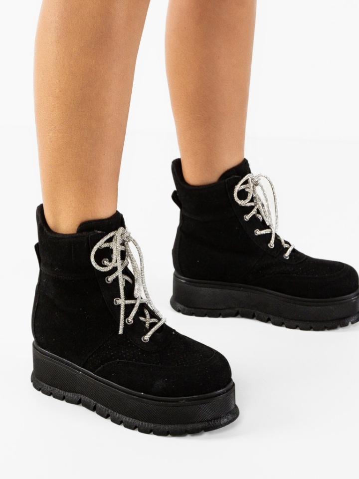 Ghete dama Sedai Negre 3