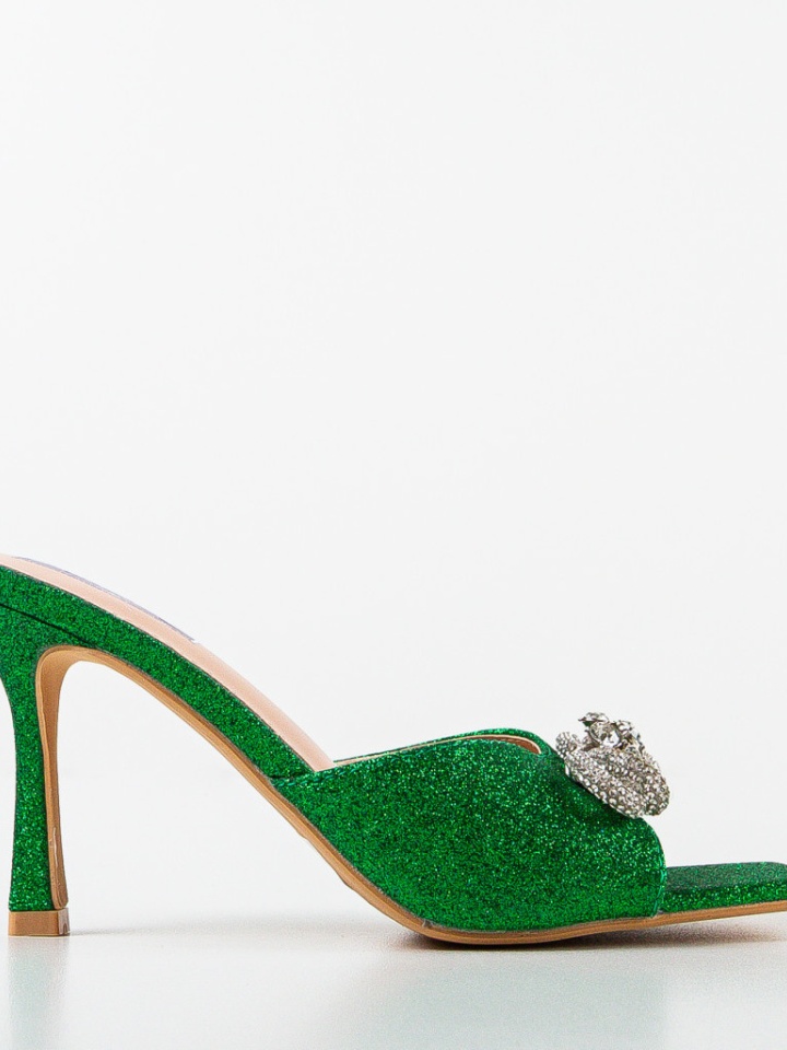 Saboti dama Mora Verzi