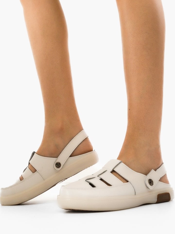 Saboti dama Srobok Bej