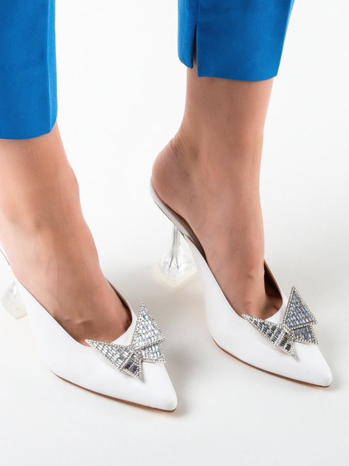 Saboti dama Whartoni Albi