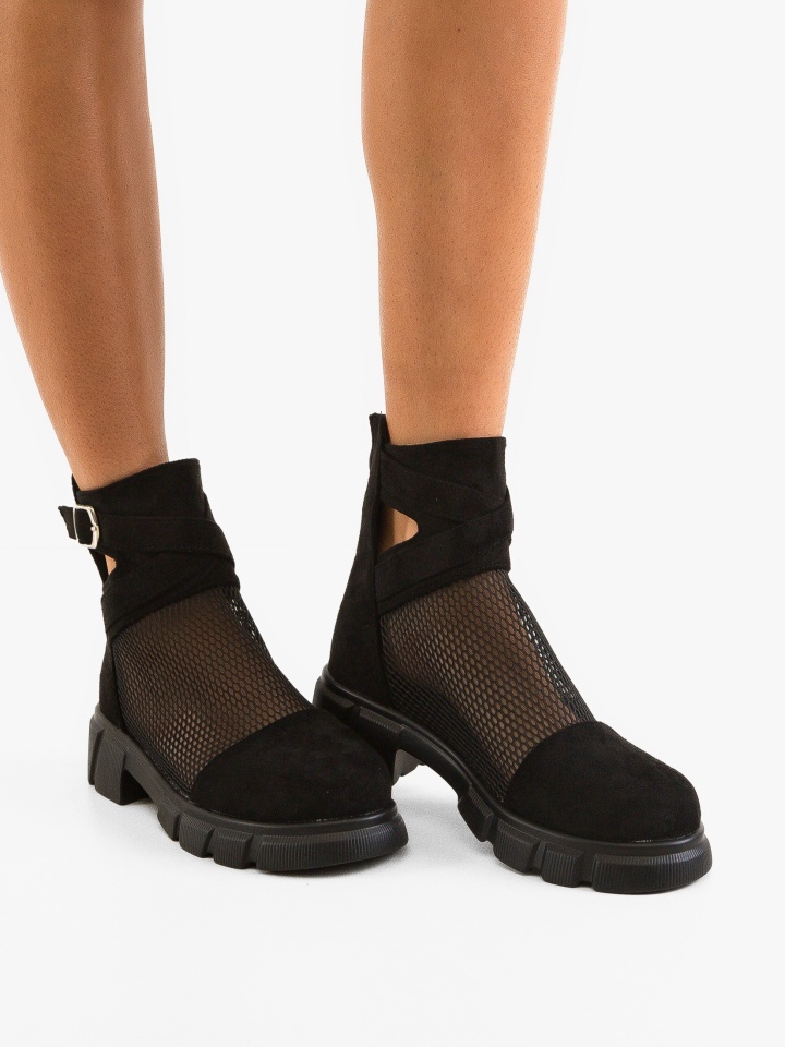 Ghete dama Myasma Negri