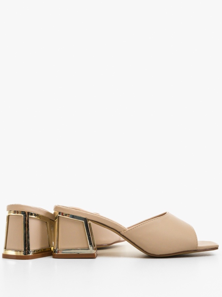 Saboti dama Ghynes Bej