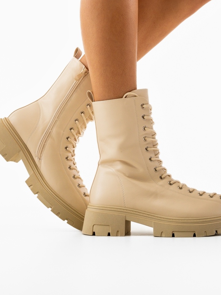 Ghete dama Tynna Rosii