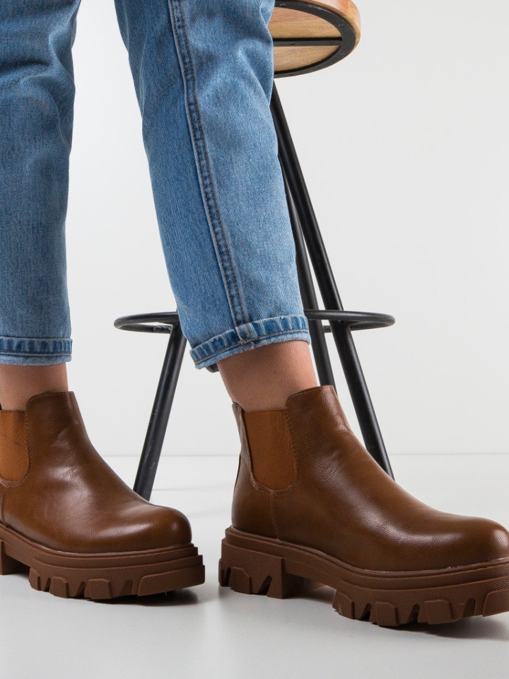 Ghete dama Clayton Camel