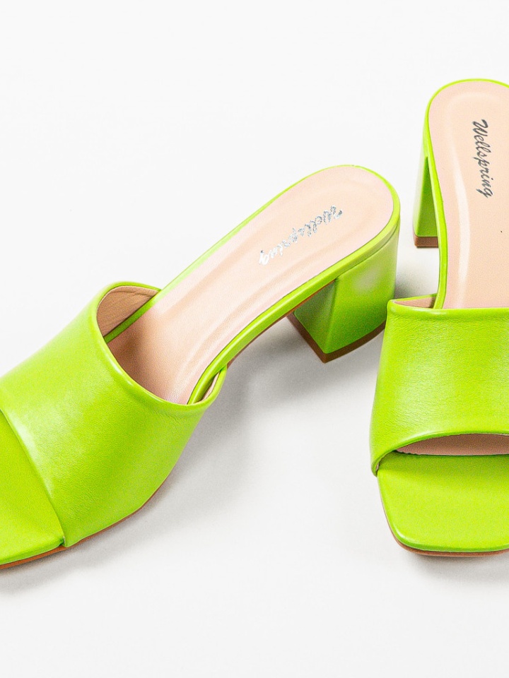 Saboti dama Vartouhi Verzi