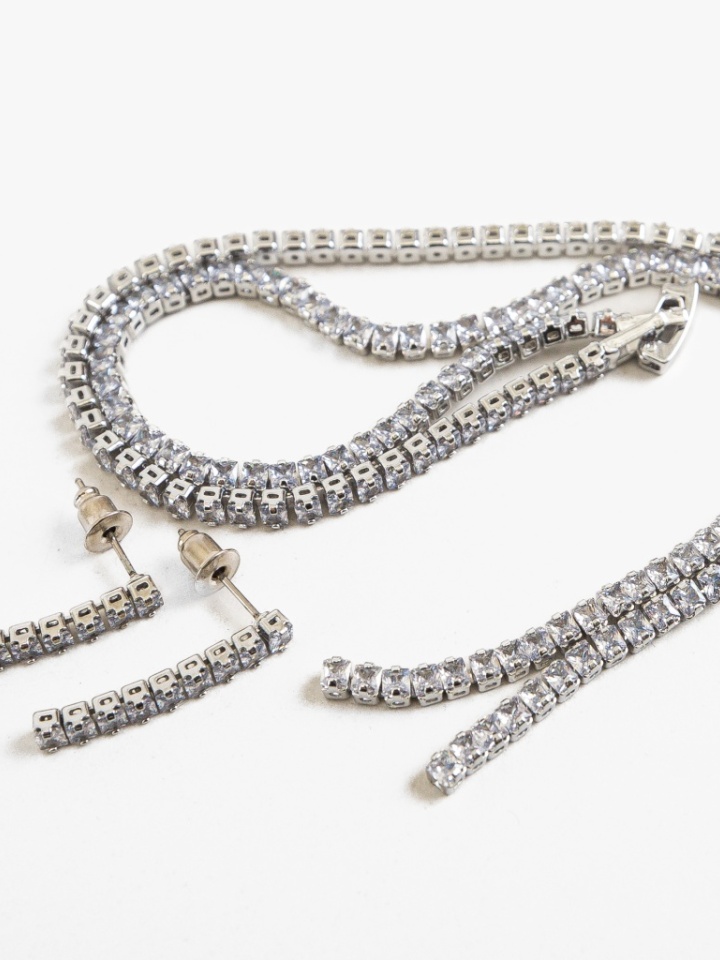 Set bijuterii Dargoria Argintiu