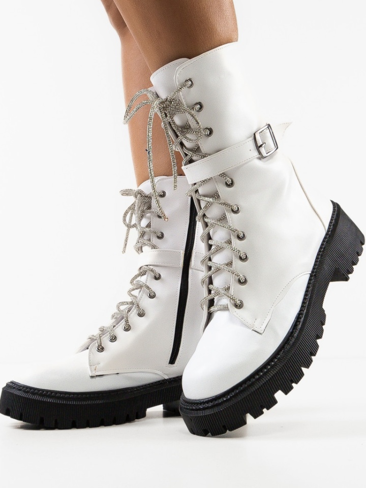 Ghete dama Lina Albe