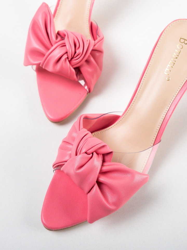 Saboti dama Play Roz