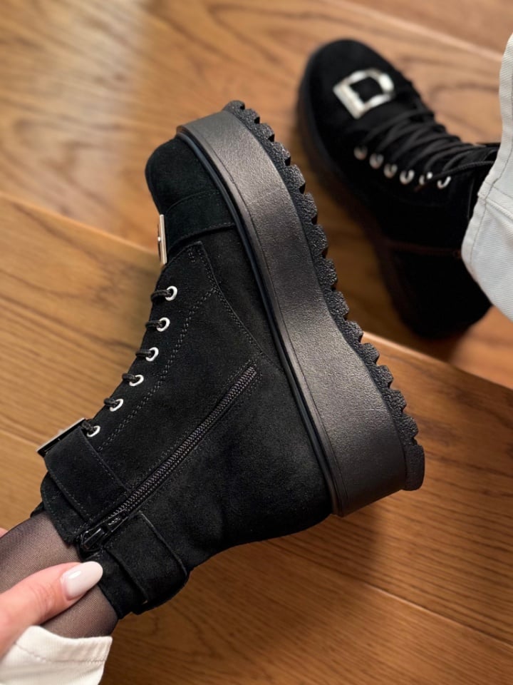 Ghete dama Anton Khaki