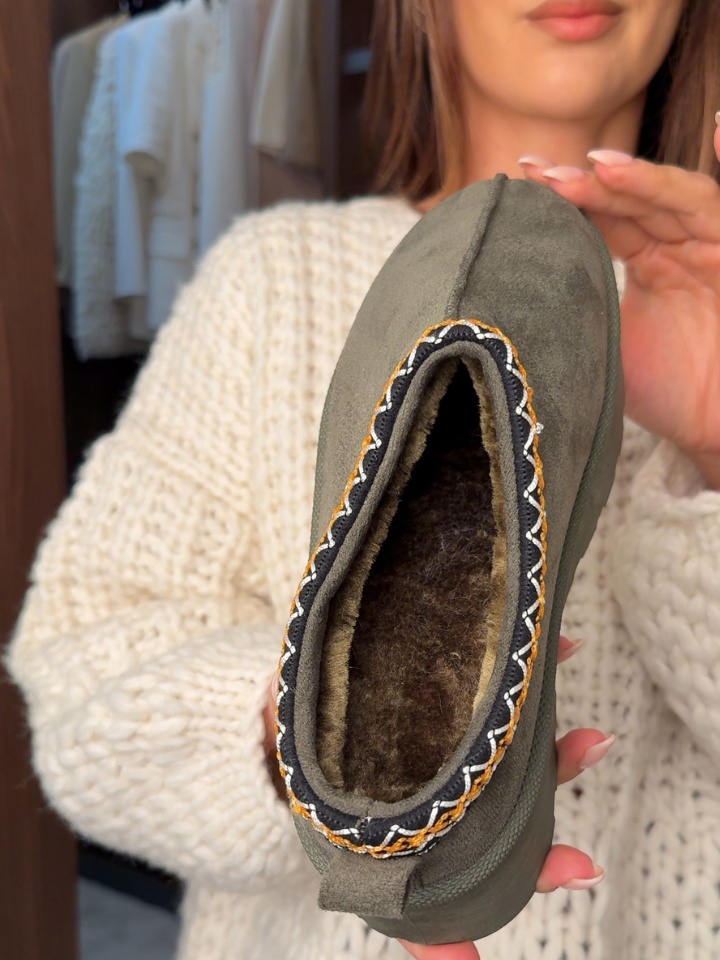 Papuci tip Ug Koba Negre