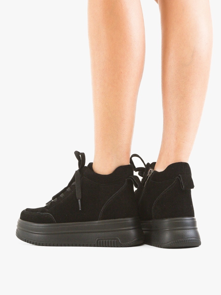 Ghete dama Svena Negre