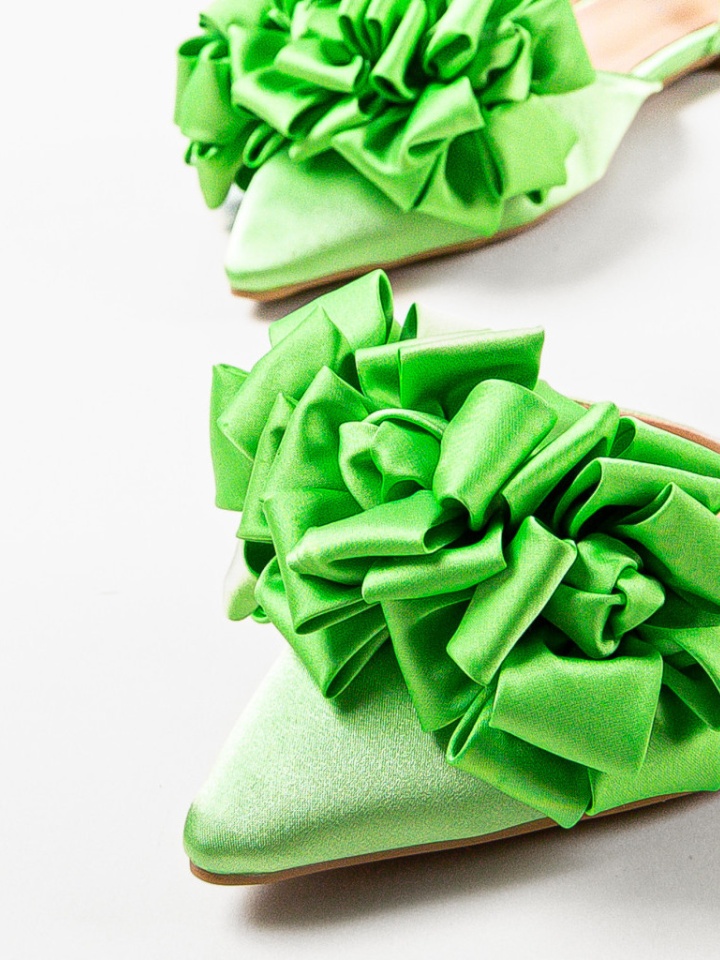 Balerini dama Fergie Verzi