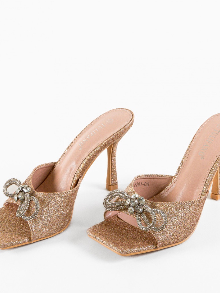 Saboti dama Sonam Aurii 2